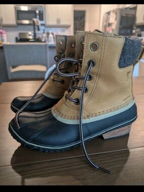 Sorel Slimpack II Mid Tan Nubuck Waterproof Insulated Duck Boots 9